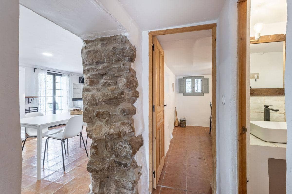 5 sovrum Villa till salu i Montefrio med pool - 345 000 € (Ref: 9470396)