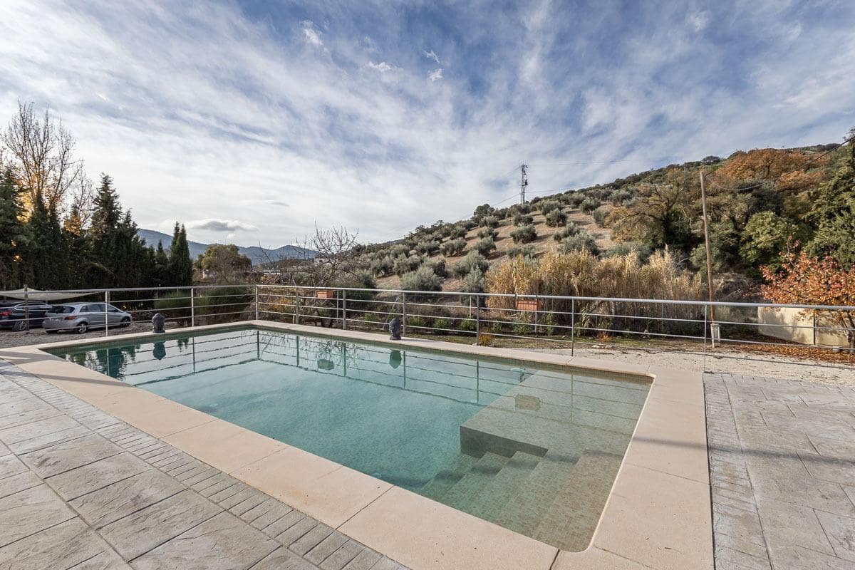 5 sovrum Villa till salu i Montefrio med pool - 345 000 € (Ref: 9470396)