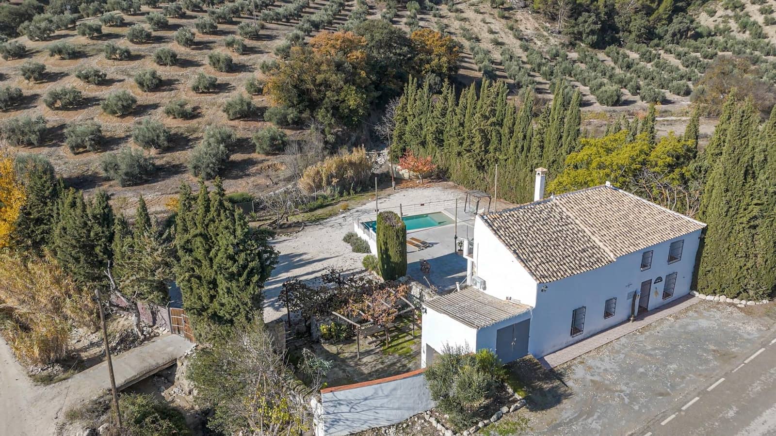 5 sovrum Villa till salu i Montefrio med pool - 345 000 € (Ref: 9470396)