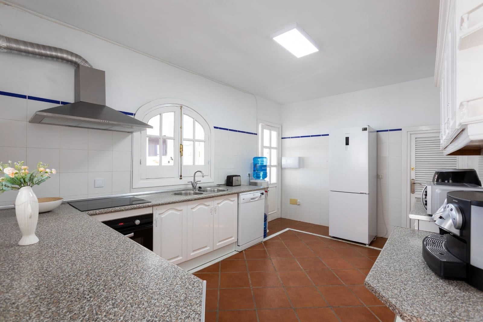 3 soveværelse Villa til salg i Almunecar med garage - € 595.900 (Ref: 9541121)