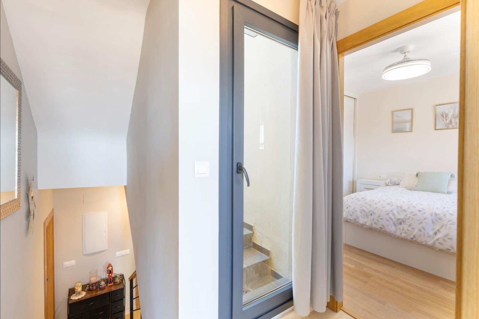 4 soveværelse Rækkehus til salg i Las Gabias med swimmingpool garage - € 299.000 (Ref: 9541126)