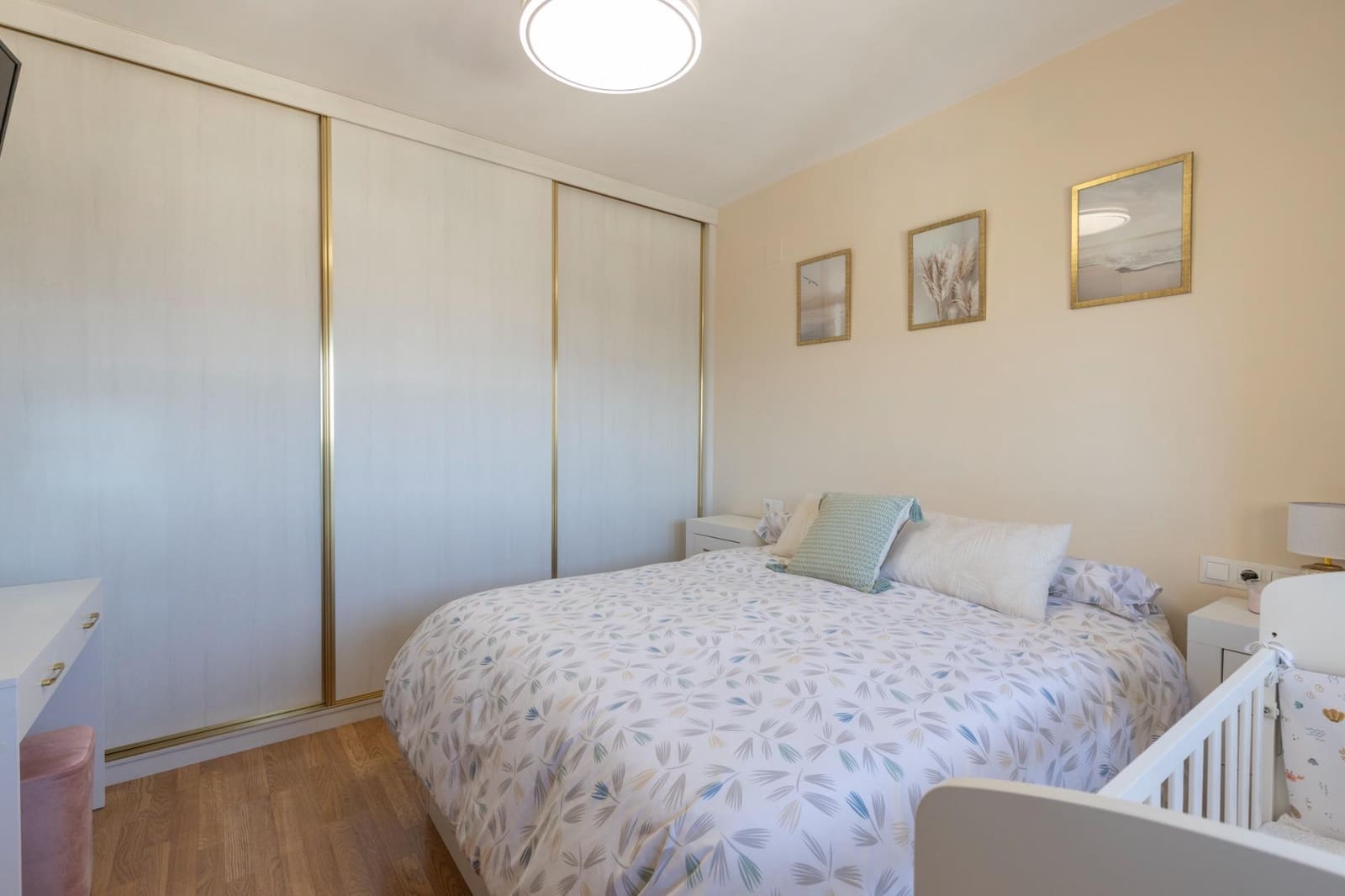 4 soveværelse Rækkehus til salg i Las Gabias med swimmingpool garage - € 299.000 (Ref: 9541126)