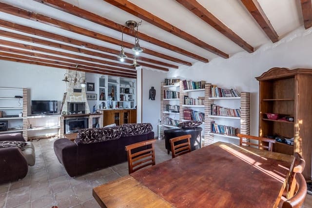 4 soveværelse Finca/Landehus til salg i Moraleda de Zafayona med swimmingpool garage - € 260.000 (Ref: 9541128)