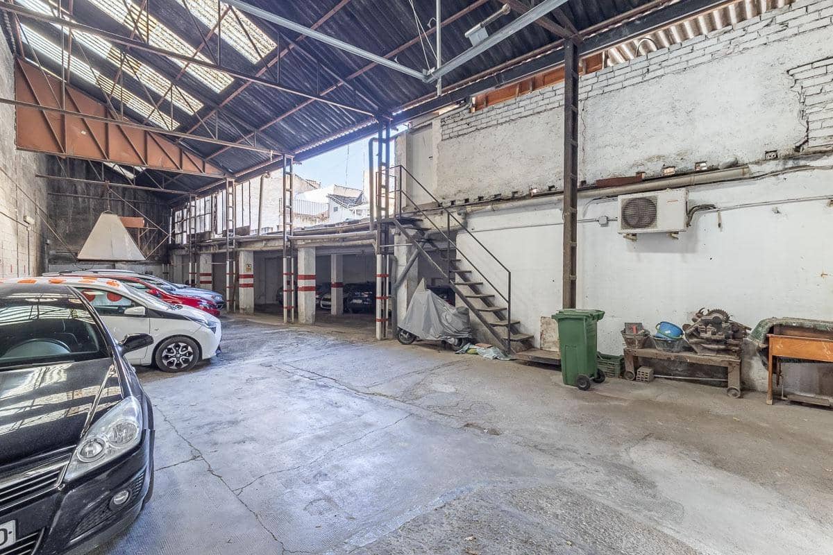 Terrain à Bâtir à vendre à Grenade ville - 925 000 € (Ref: 9541131)