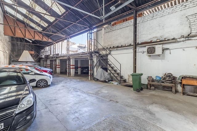 Terrain à Bâtir à vendre à Grenade ville - 925 000 € (Ref: 9541131)