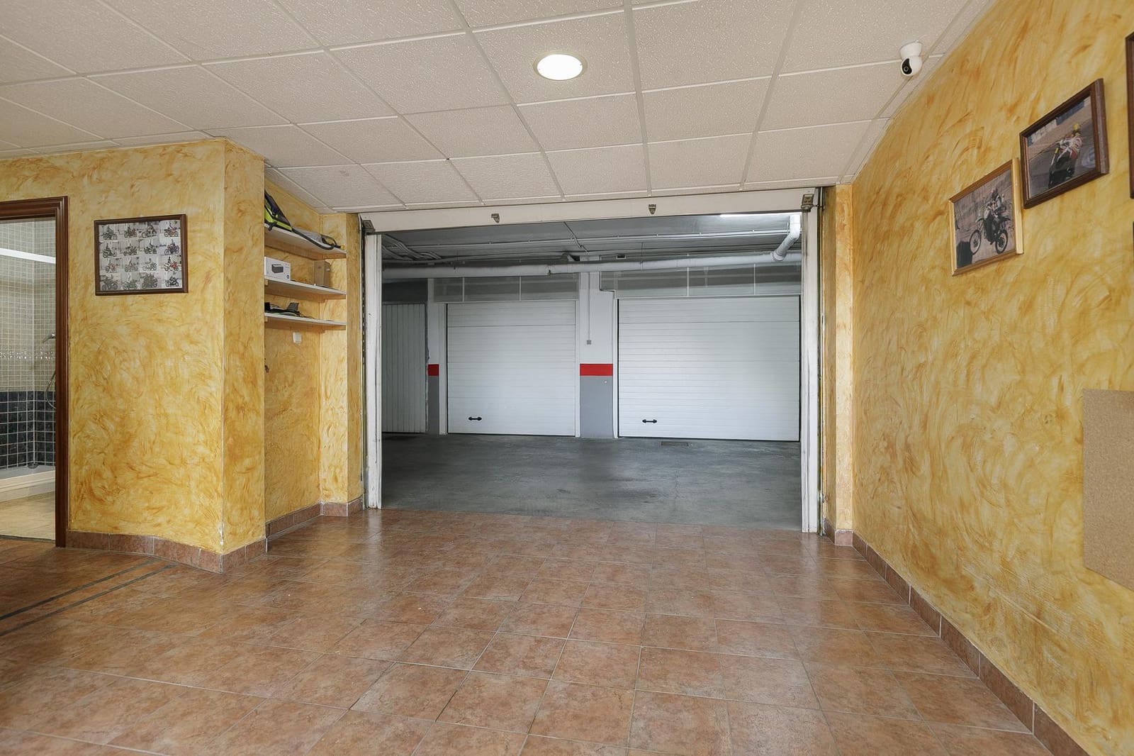 3 sypialnia Willa na sprzedaż w Gojar z basenem garażem - 415 000 € (Ref: 9541134)