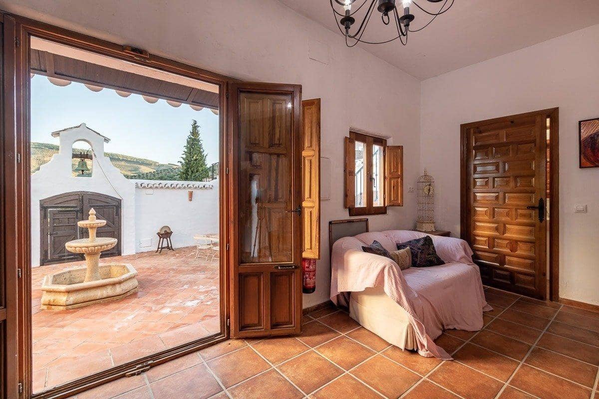 14 sypialnia Willa na sprzedaż w Alcaudete z basenem garażem - 1 190 000 € (Ref: 9571201)