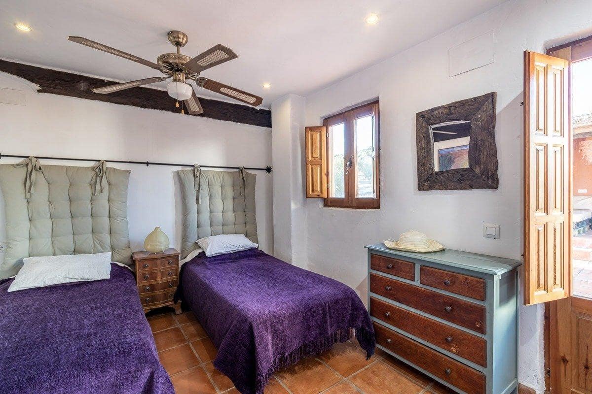 14 sypialnia Willa na sprzedaż w Alcaudete z basenem garażem - 1 190 000 € (Ref: 9571201)