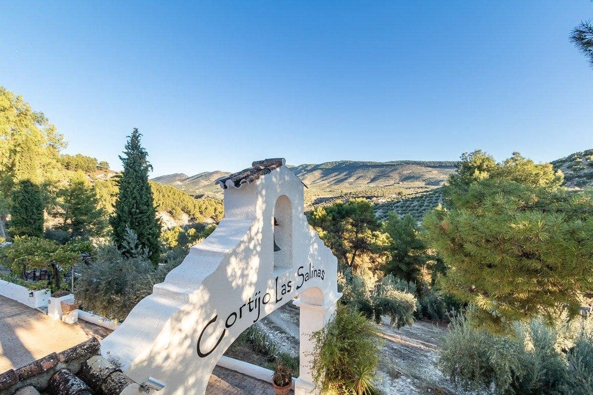 14 sypialnia Willa na sprzedaż w Alcaudete z basenem garażem - 1 190 000 € (Ref: 9571201)