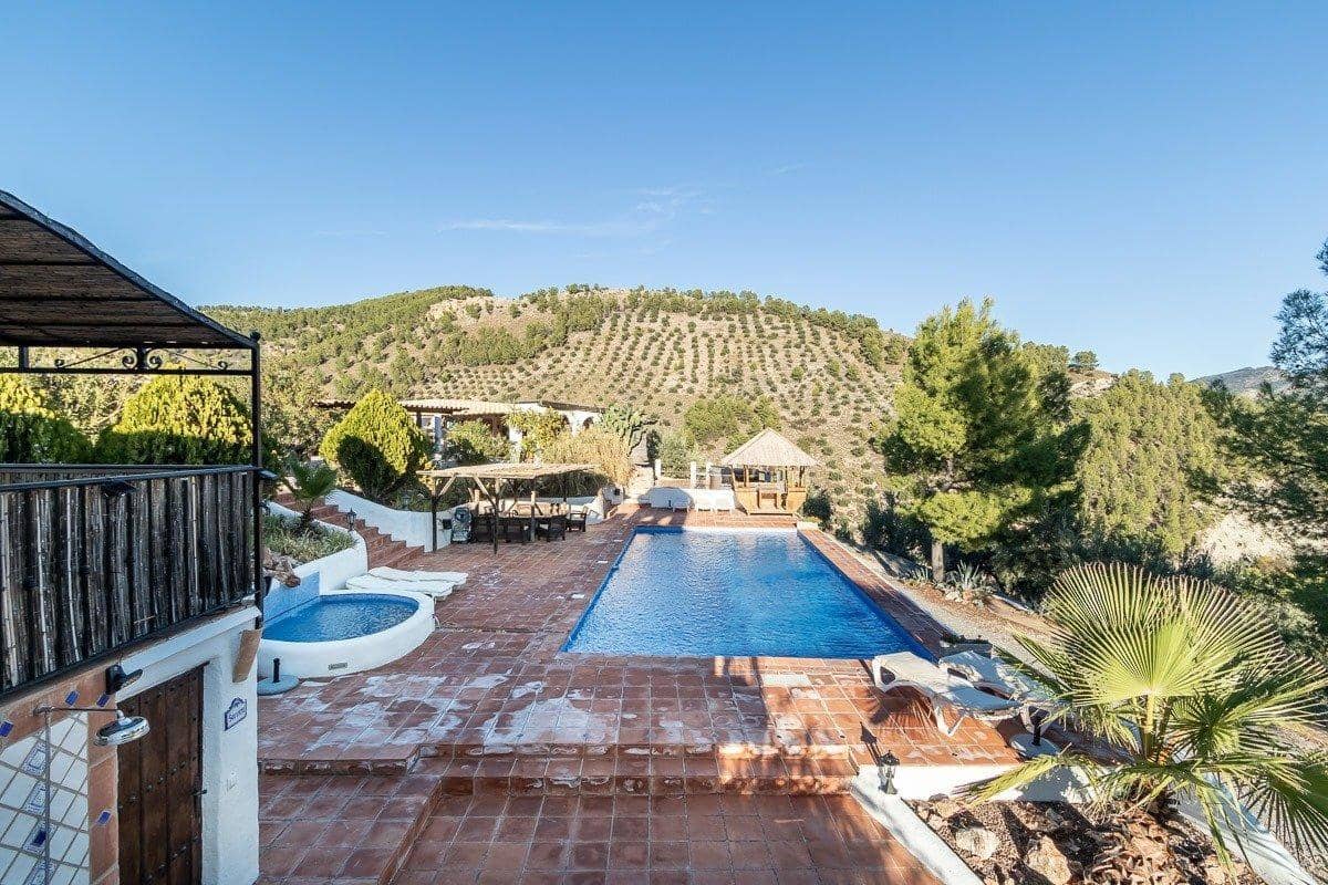 14 sypialnia Willa na sprzedaż w Alcaudete z basenem garażem - 1 190 000 € (Ref: 9571201)