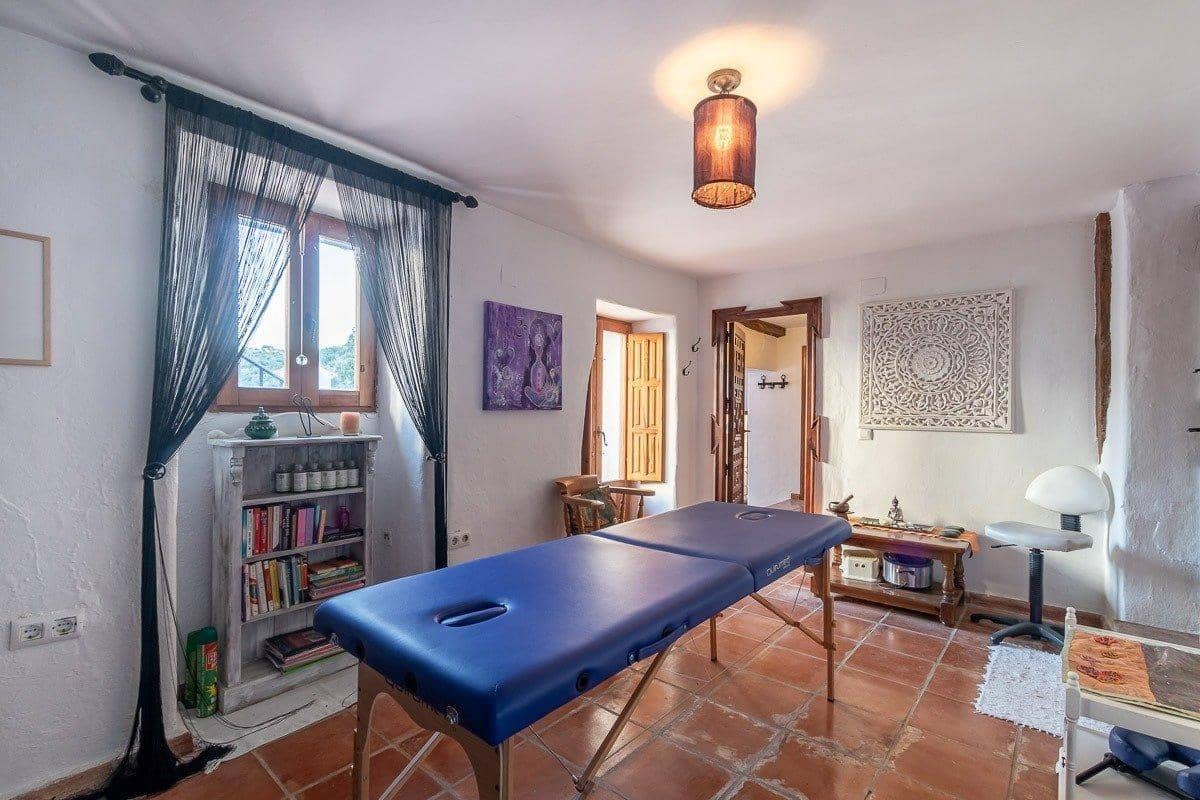 14 sypialnia Willa na sprzedaż w Alcaudete z basenem garażem - 1 190 000 € (Ref: 9571201)