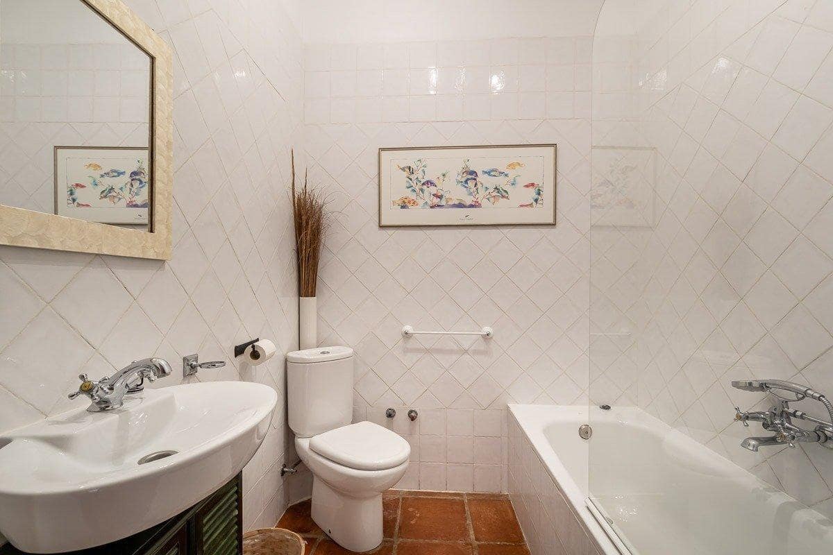 14 sypialnia Willa na sprzedaż w Alcaudete z basenem garażem - 1 190 000 € (Ref: 9571201)