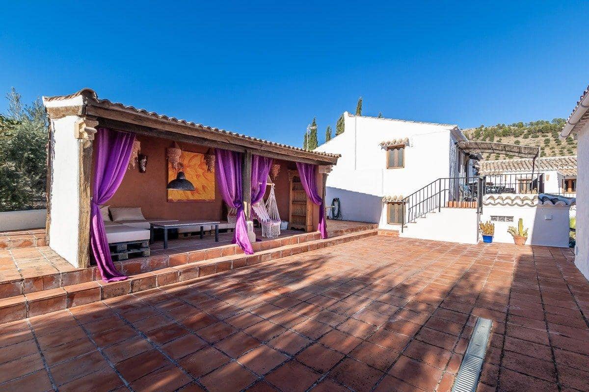 14 sypialnia Willa na sprzedaż w Alcaudete z basenem garażem - 1 190 000 € (Ref: 9571201)