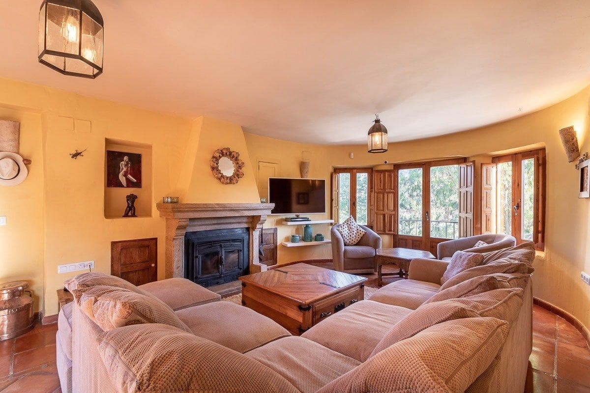 14 sypialnia Willa na sprzedaż w Alcaudete z basenem garażem - 1 190 000 € (Ref: 9571201)