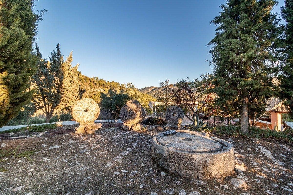 14 sypialnia Willa na sprzedaż w Alcaudete z basenem garażem - 1 190 000 € (Ref: 9571201)