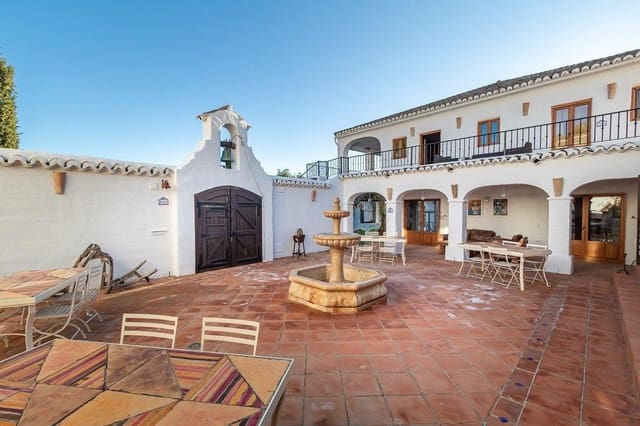 14 sypialnia Willa na sprzedaż w Alcaudete z basenem garażem - 1 190 000 € (Ref: 9571201)