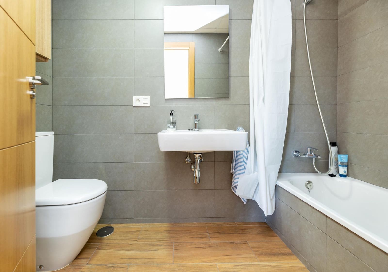 3 chambre Appartement à vendre à Grenade ville avec piscine garage - 425 000 € (Ref: 9770691)