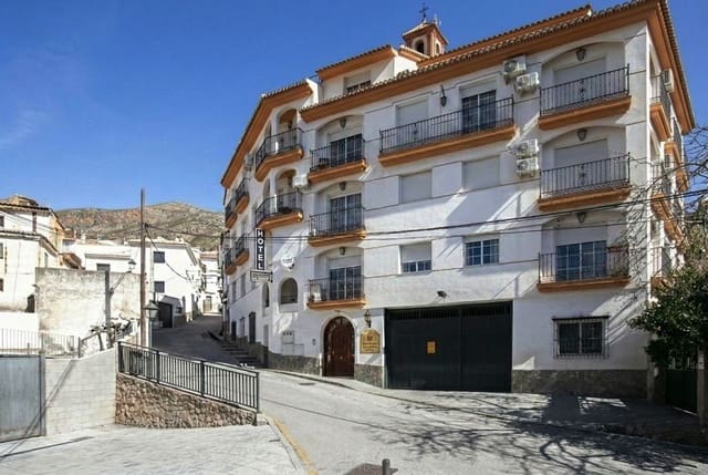 26 quarto Hotel para venda em Güéjar Sierra com piscina - 2 300 000 € (Ref: 9811940)