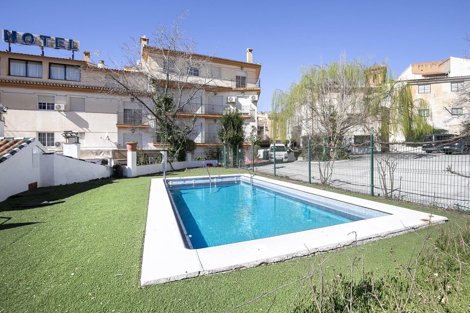 26 quarto Hotel para venda em Guejar Sierra com piscina - 2 300 000 € (Ref: 9811940)