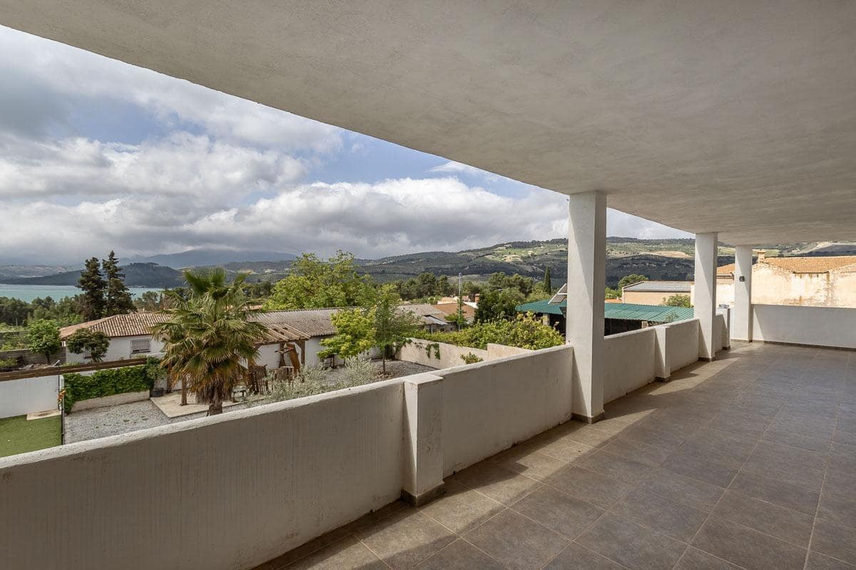 7 bedroom Business for sale in Arenas del Rey with pool - € 380,000 (Ref: 9822953)