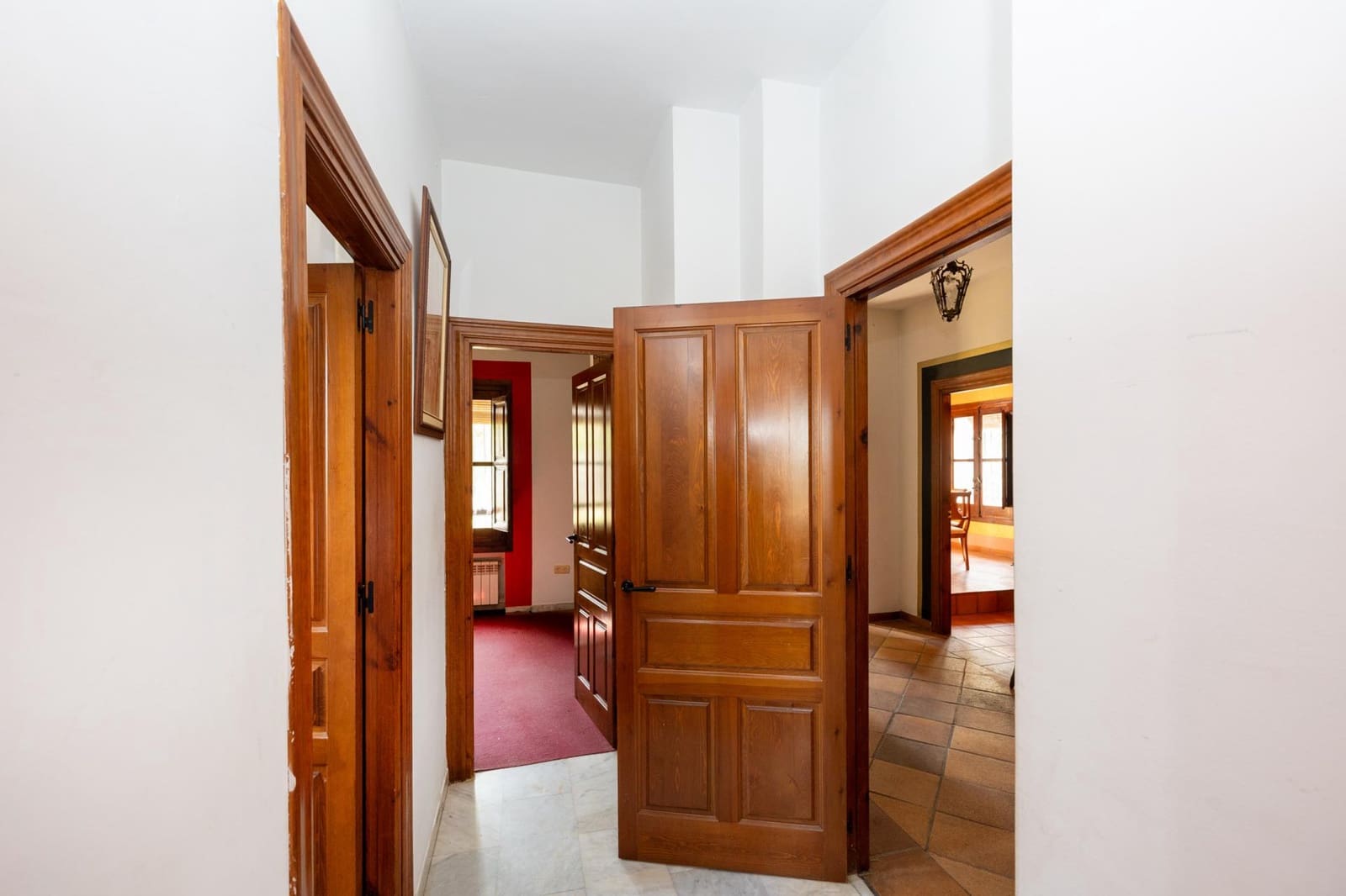 6 bedroom Villa for sale in Ogijares with pool - € 749,000 (Ref: 9831564)