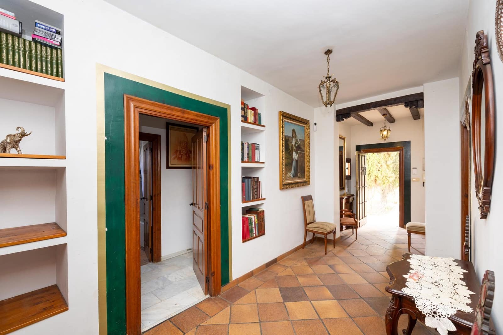 6 bedroom Villa for sale in Ogijares with pool - € 749,000 (Ref: 9831564)