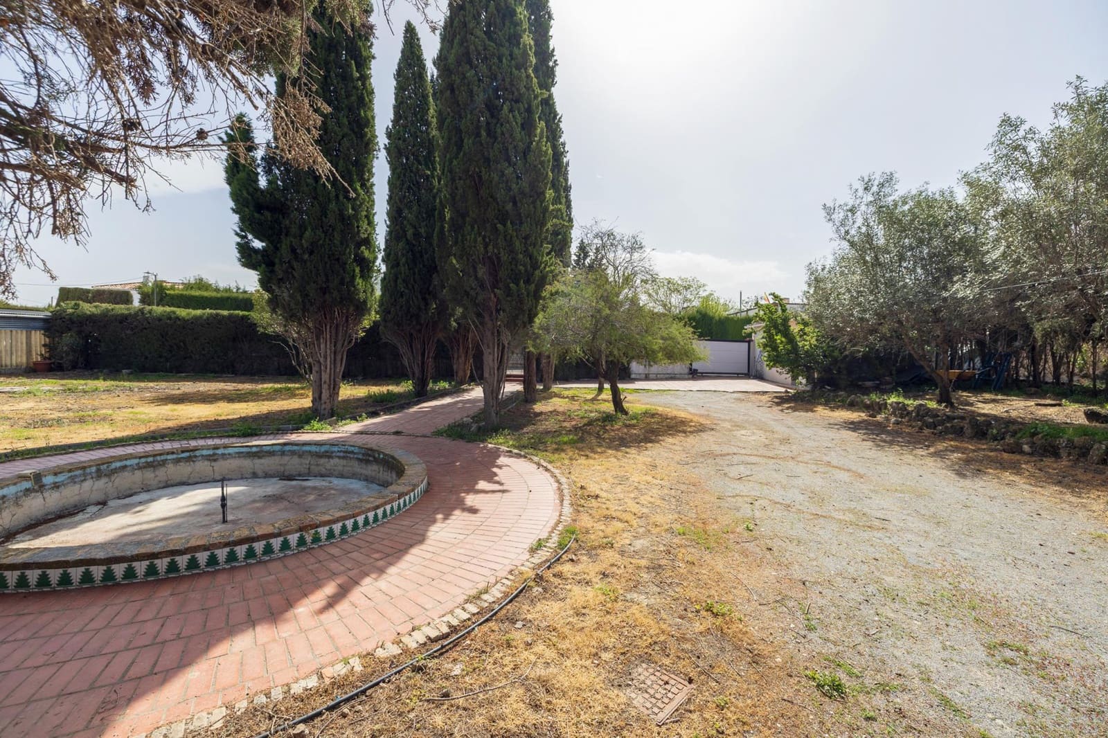 6 bedroom Villa for sale in Ogijares with pool - € 749,000 (Ref: 9831564)