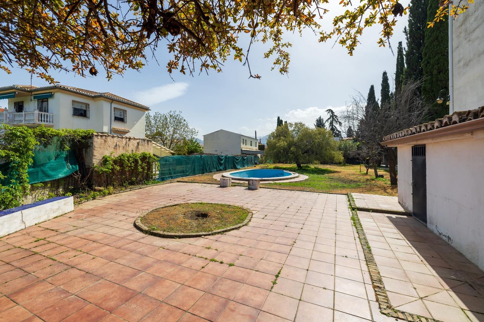 6 bedroom Villa for sale in Ogijares with pool - € 749,000 (Ref: 9831564)