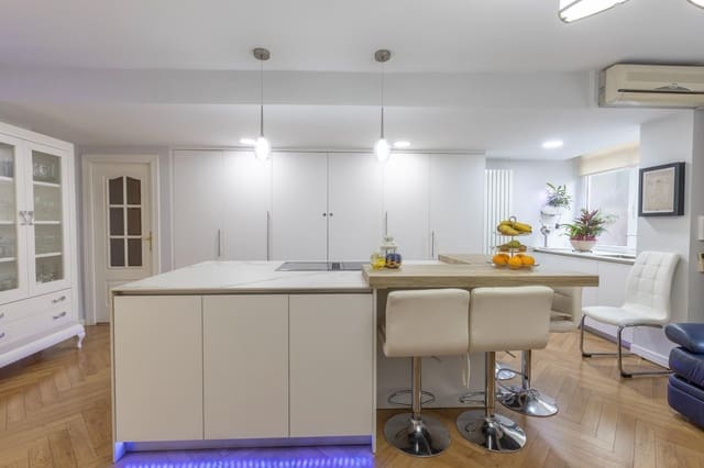 2 sypialnia Mieszkanie na sprzedaż w Zaidin, Miasto Grenada z garażem - 320 000 € (Ref: 9833685)