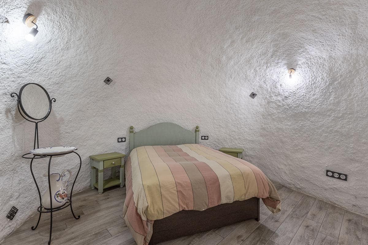 5 soverom Hus til salgs i Granada by - € 470 000 (Ref: 9849407)