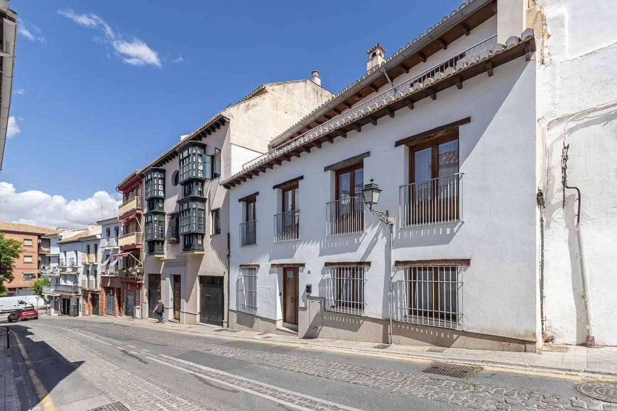 5 soverom Hus til salgs i Granada by - € 470 000 (Ref: 9849407)