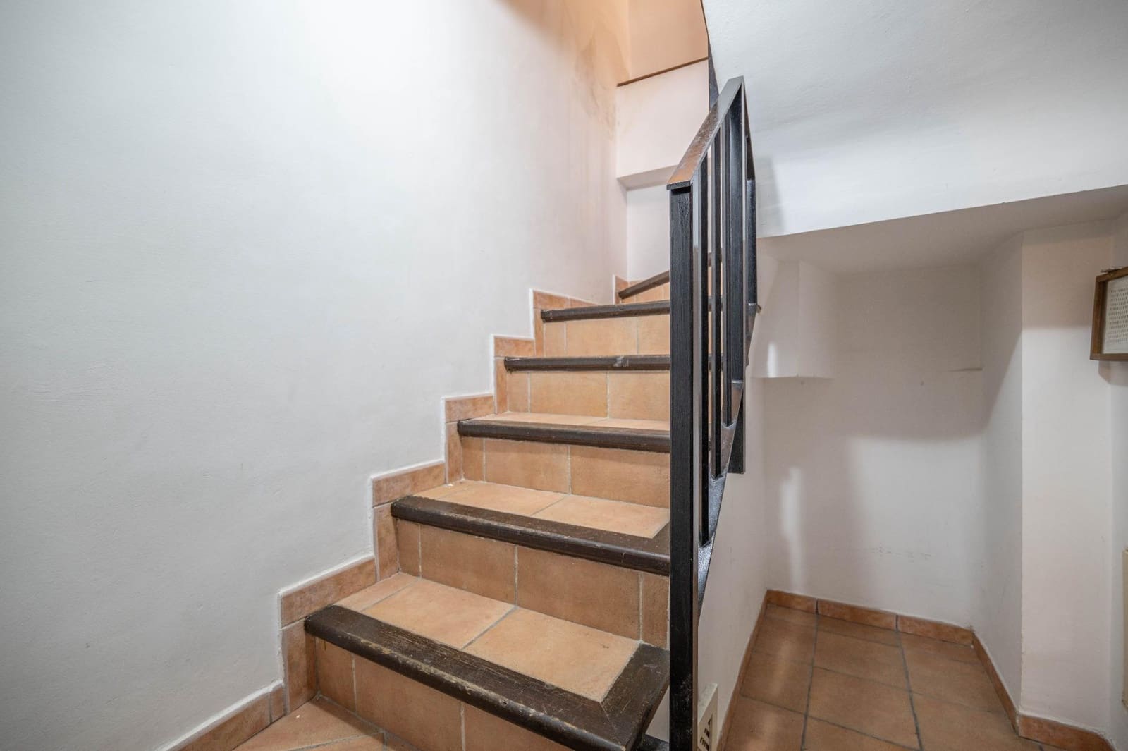 14 bedroom Townhouse for sale in Granada city - € 1,450,000 (Ref: 9861013)
