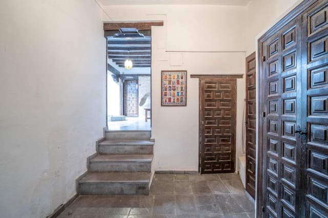 14 soveværelse Byhus til salg i Albaicin, Granada by - € 1.450.000 (Ref: 9861013)