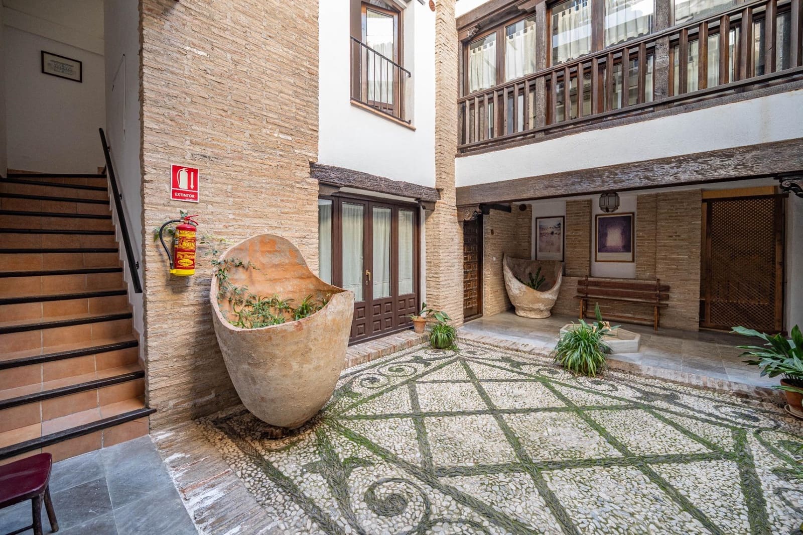 14 bedroom Townhouse for sale in Granada city - € 1,450,000 (Ref: 9861013)