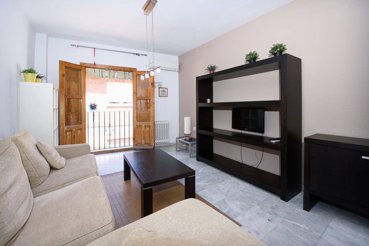 2 slaapkamer Flat te koop in Granada stad met garage - € 270.000 (Ref: 9911094)
