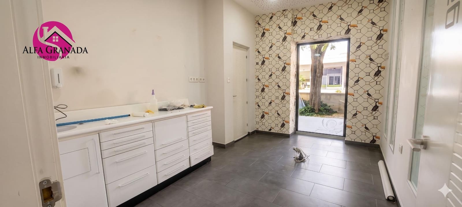 5 camera da letto Commerciale da affittare in Granada citta - 850 € (Rif: 9915860)