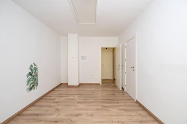 5 soveværelse Lejlighed til salg i Granada by - € 499.000 (Ref: 9938233)