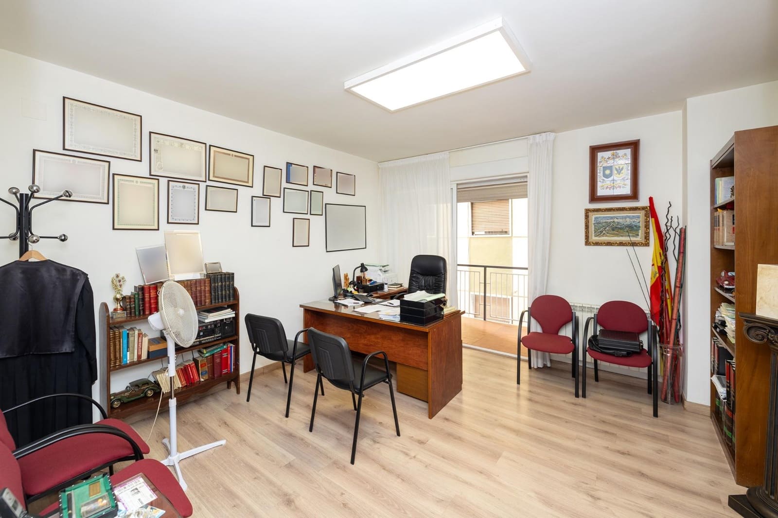 5 bedroom Flat for sale in Granada city - € 499,000 (Ref: 9938233)