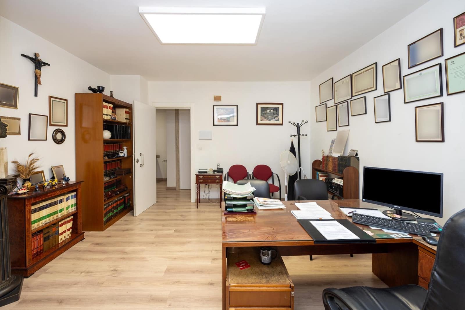 5 bedroom Flat for sale in Granada city - € 499,000 (Ref: 9938233)