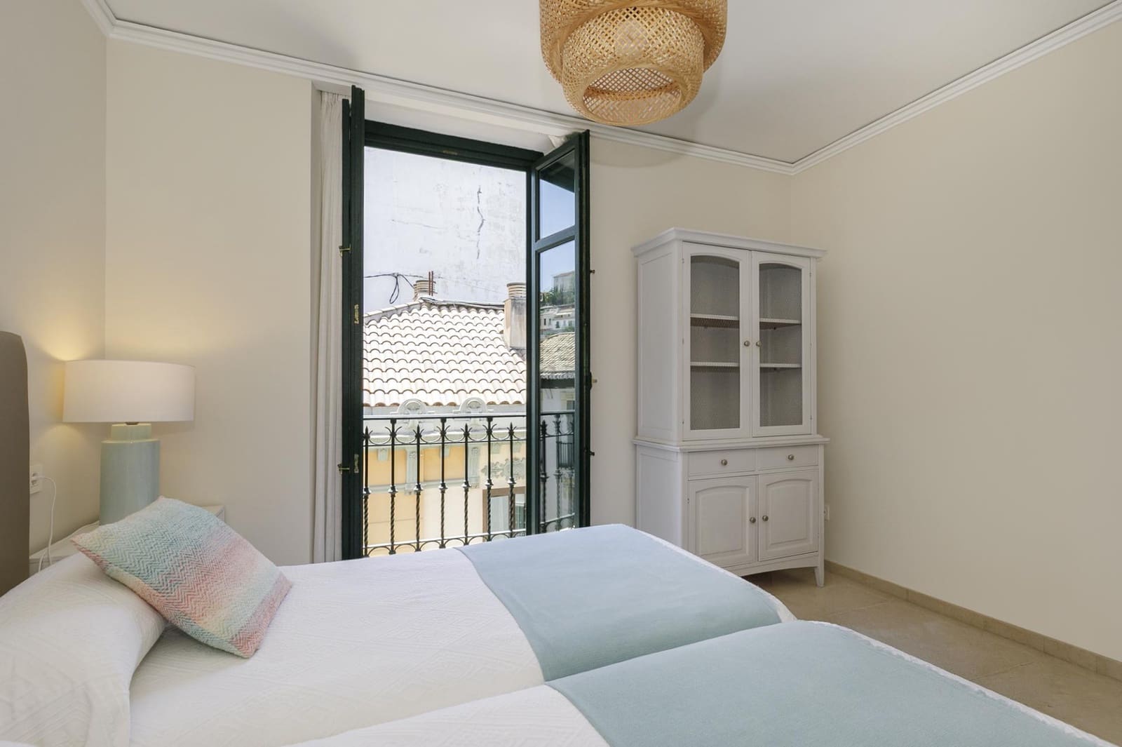 1 bedroom Apartment for sale in Granada city - € 335,000 (Ref: 9938237)