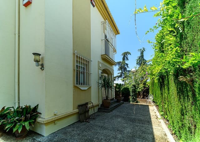 5 sovrum Villa till salu i Albolote med pool garage - 368 000 € (Ref: 9949828)