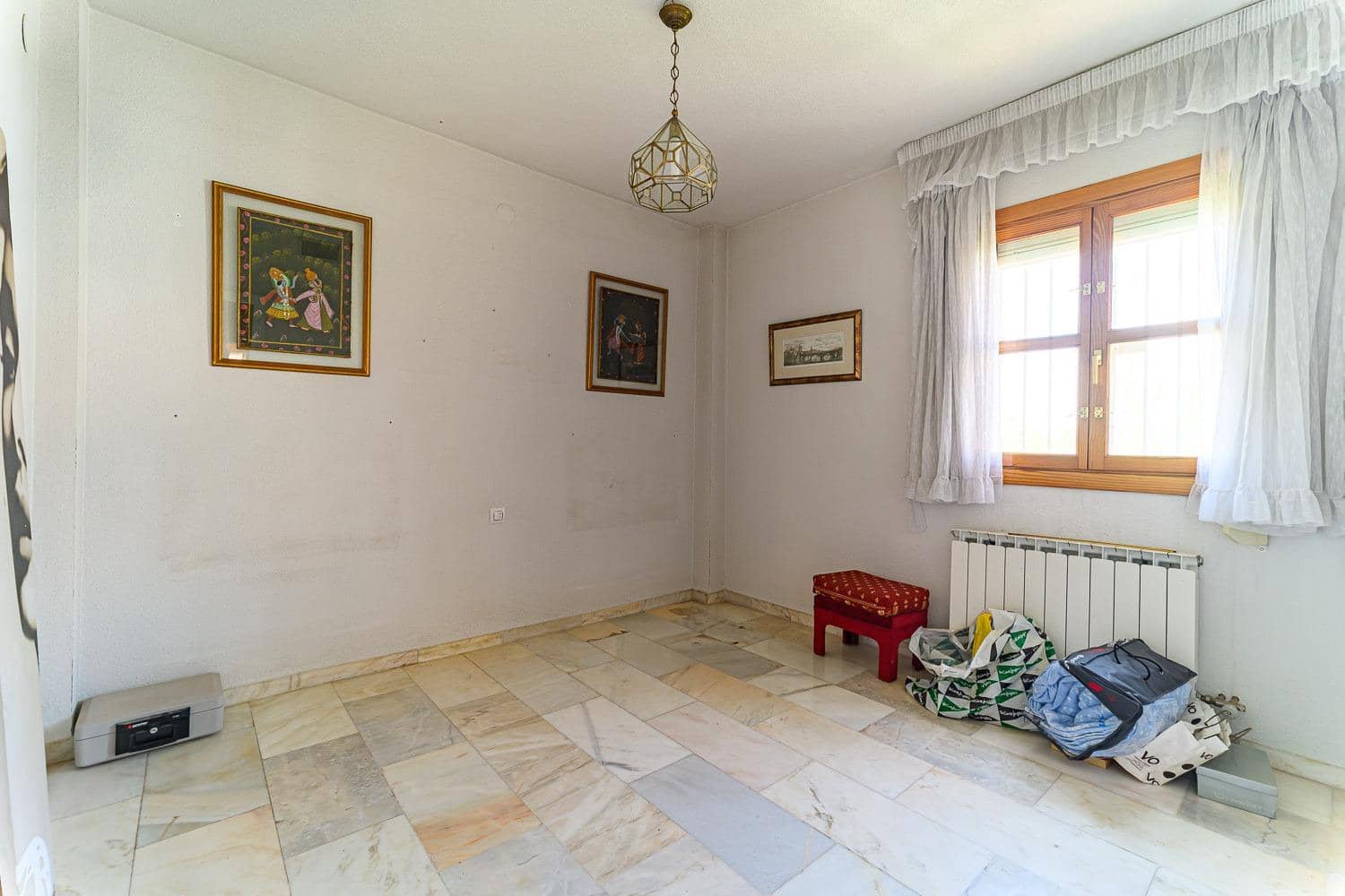 5 sovrum Villa till salu i Albolote med pool garage - 368 000 € (Ref: 9949828)