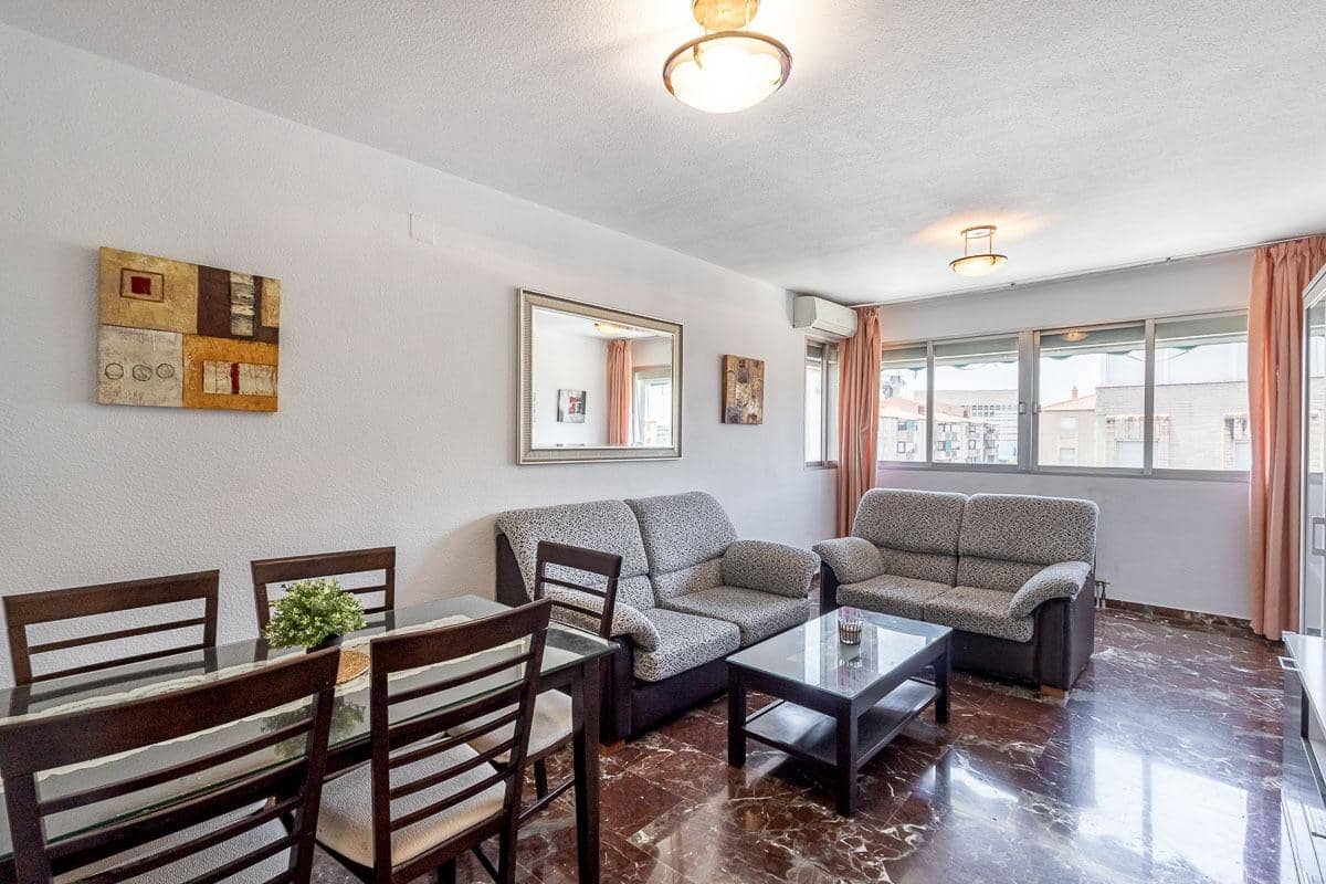 4 chambre Appartement à vendre à Grenade ville avec piscine - 370 000 € (Ref: 9977347)