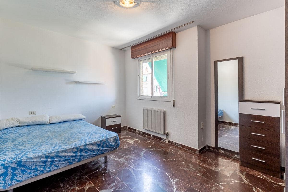 4 chambre Appartement à vendre à Grenade ville avec piscine - 370 000 € (Ref: 9977347)