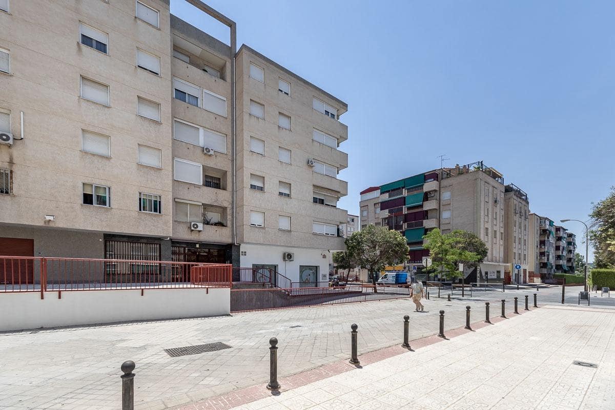 4 chambre Appartement à vendre à Grenade ville avec piscine - 370 000 € (Ref: 9977347)