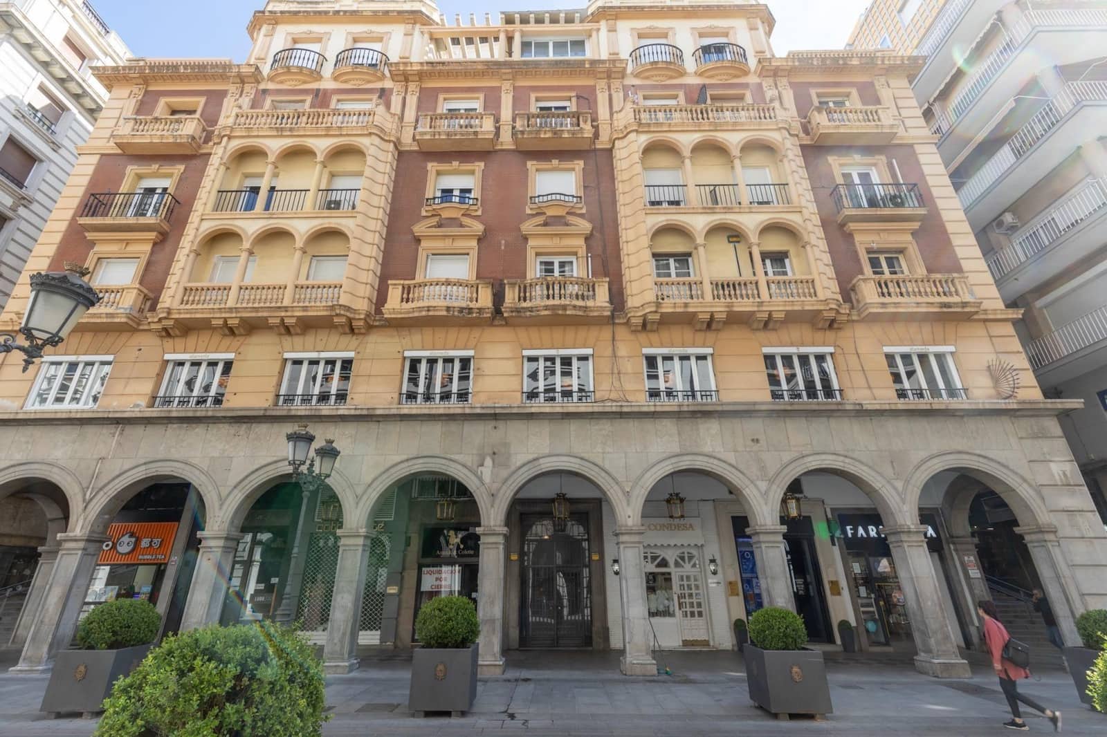 5 soveværelse Lejlighed til salg i Granada by - € 650.000 (Ref: 9977350)