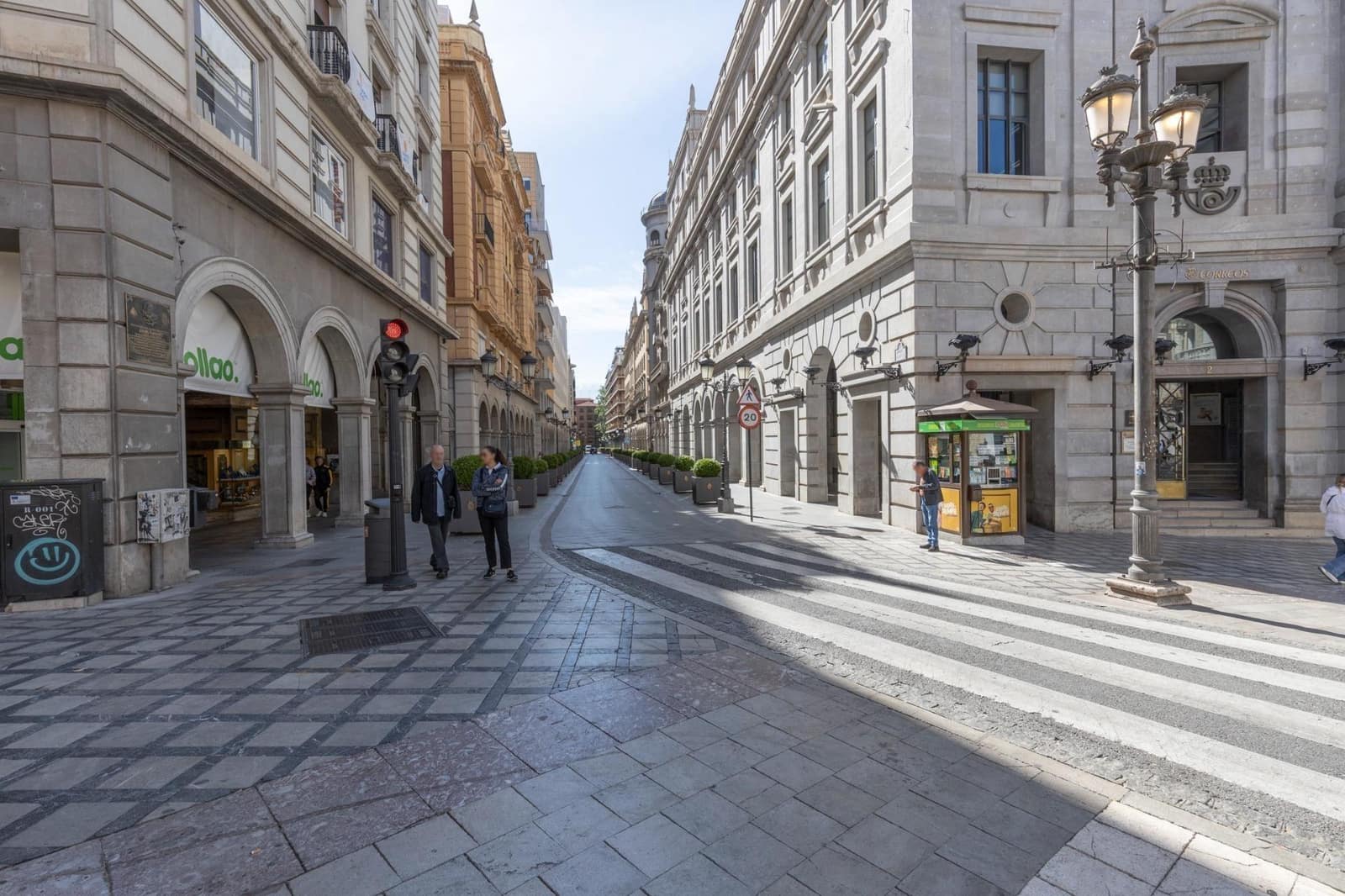 5 soveværelse Lejlighed til salg i Granada by - € 650.000 (Ref: 9977350)