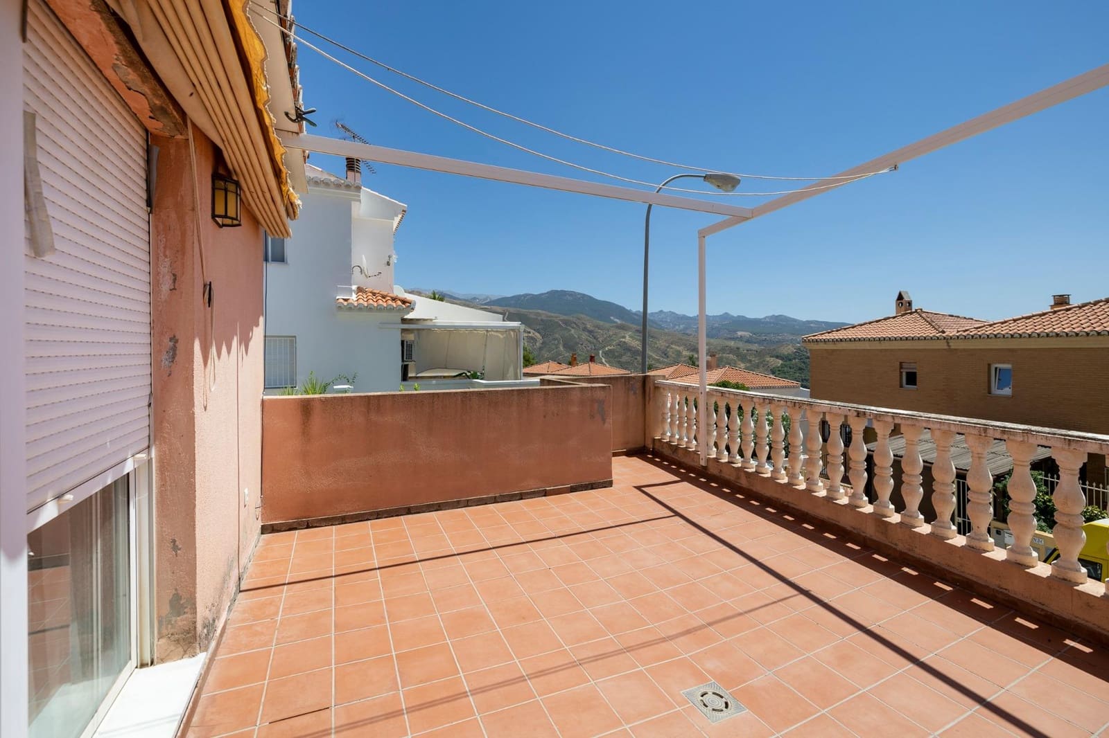 3 Zimmer Doppelhaus zu verkaufen in Cenes de la Vega mit Garage - 249.000 € (Ref: 9977353)