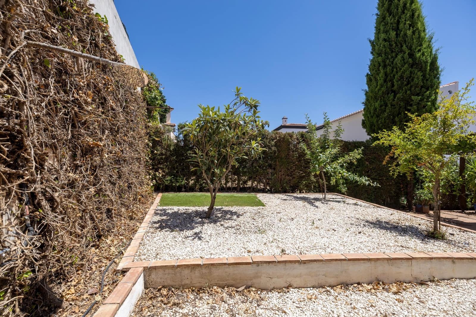 3 Zimmer Doppelhaus zu verkaufen in Cenes de la Vega mit Garage - 249.000 € (Ref: 9977353)