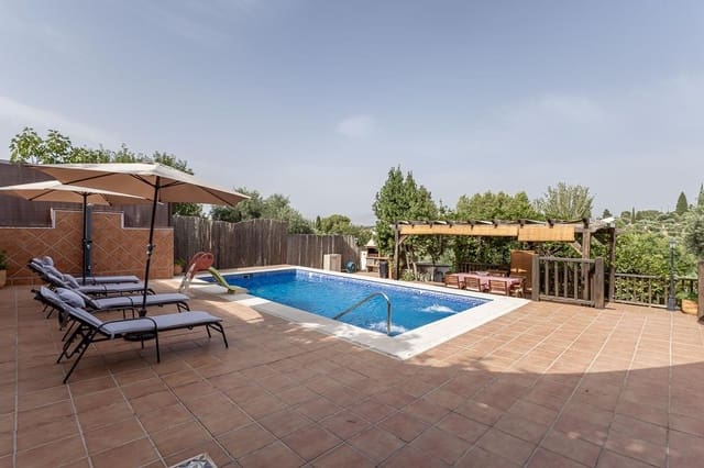 6 sypialnia Willa na sprzedaż w Las Gabias z basenem garażem - 320 000 € (Ref: 9990752)